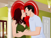 Play Angelina and Brad Kissing